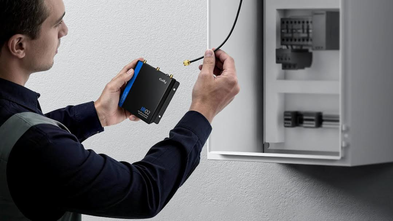 Con Ruda Routers Cudy presenta el router industrial IR02 para conectividad… | Revista ...